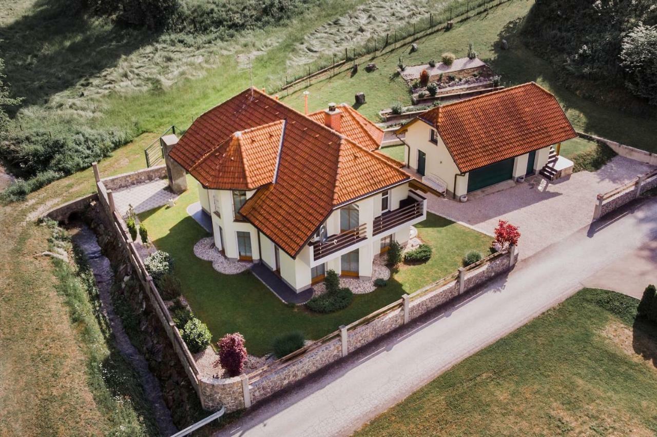 House Of Adventure - The Base To Explore Slovenia Laze v Tuhinju エクステリア 写真
