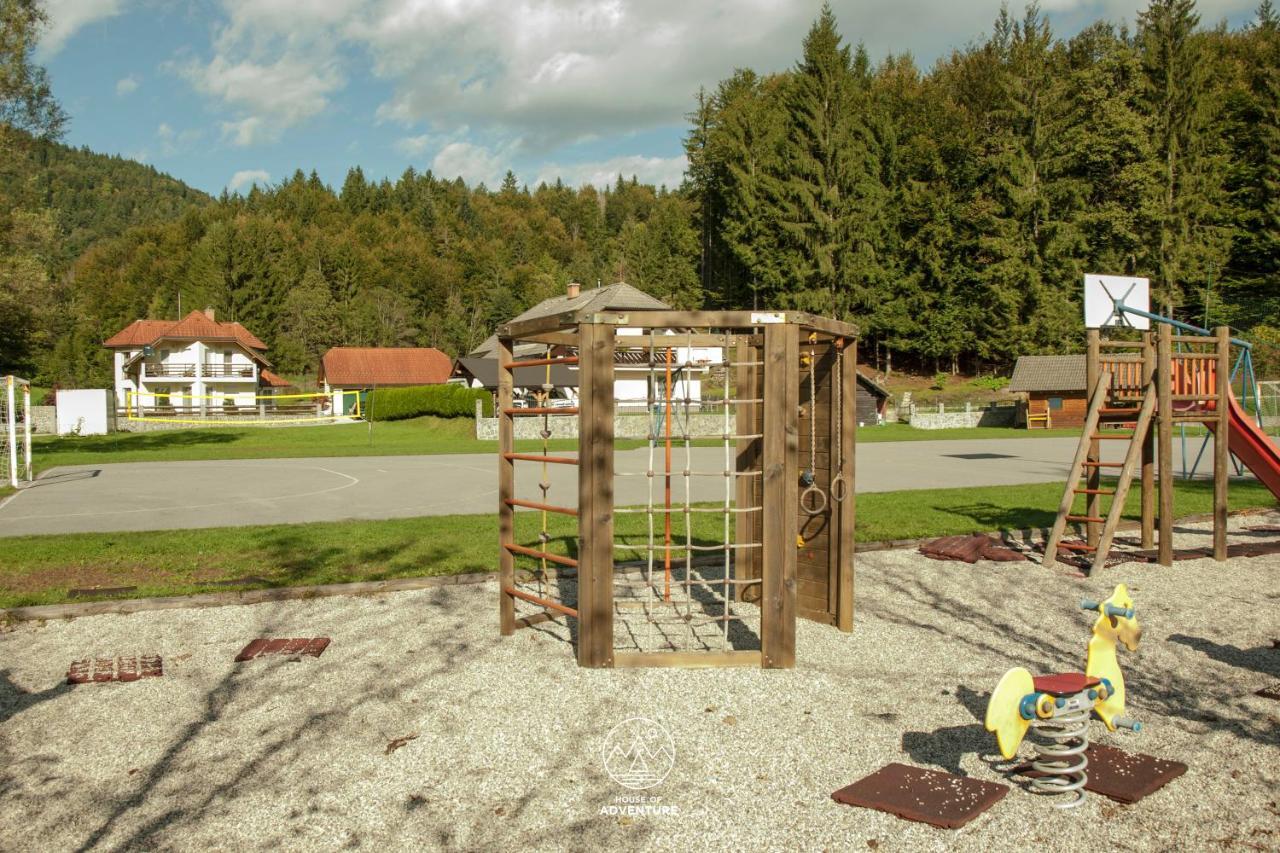 House Of Adventure - The Base To Explore Slovenia Laze v Tuhinju エクステリア 写真